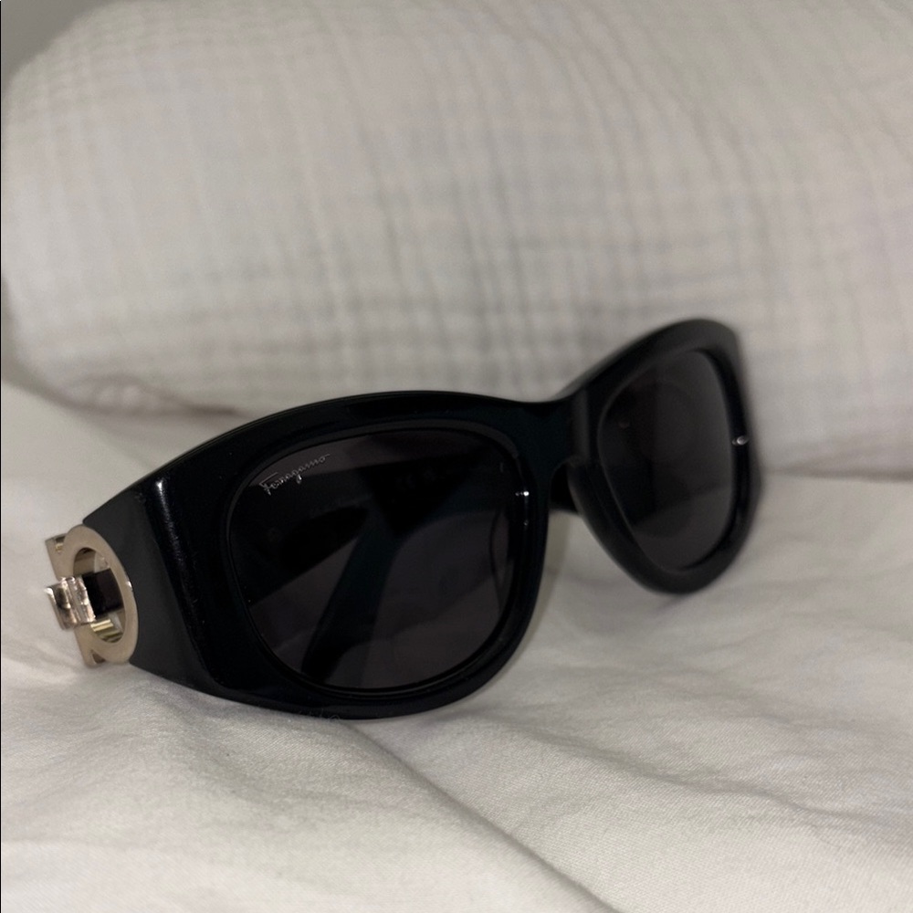 Salvatore Ferragamo Gancini Black Sunglasses – Designer Logo, Chic & Timeless